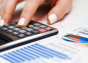 ماجستير تحليل وفحص الميزانيات والقراءة النقدية للقوائم المالية باستخدام الحاسب الآلى